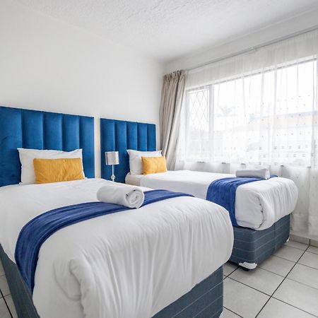 Safi Luxury Apartment 2 イースト・ロンドン エクステリア 写真