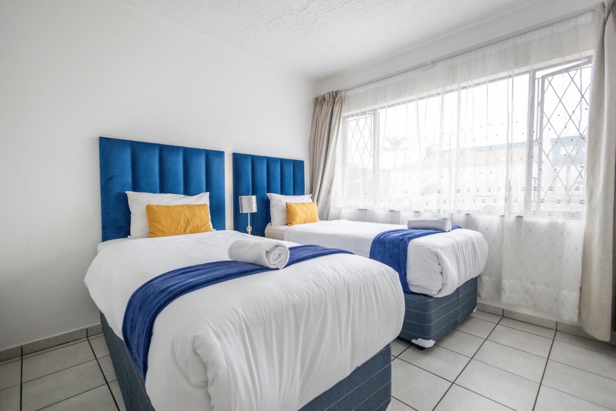 Safi Luxury Apartment 2 イースト・ロンドン エクステリア 写真